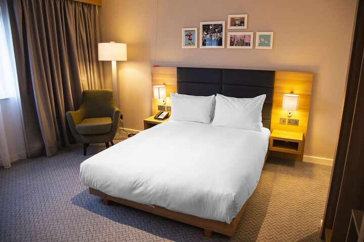 Room 10 of 69