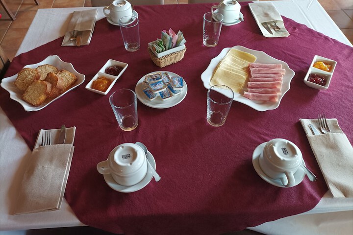 Breakfast/Coffee Service 53 of 81