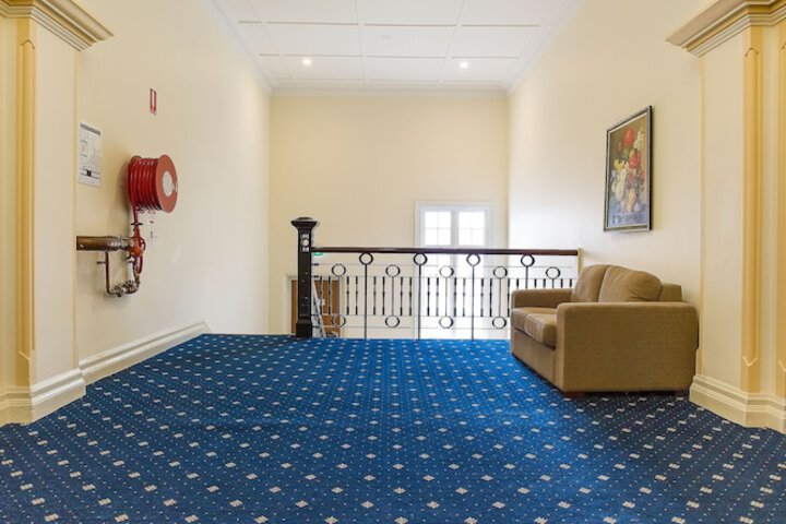 Ballroom/Hall 84 of 99