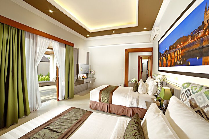 Room 6 of 45