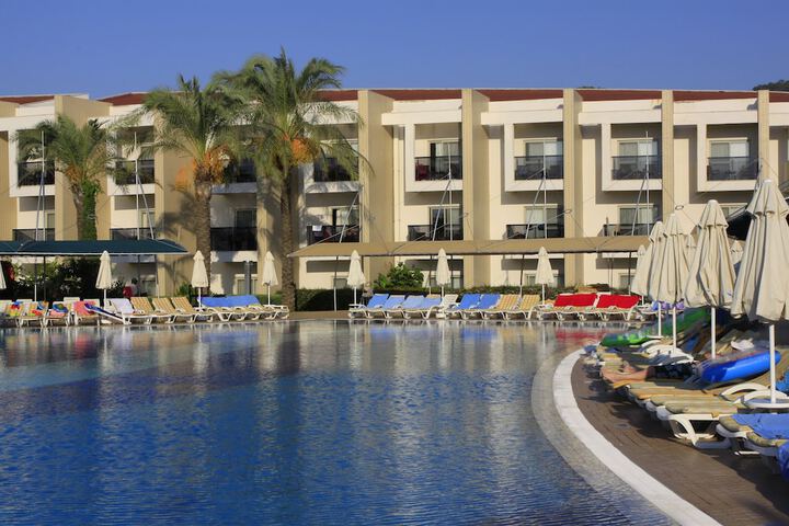 Pool Hotel