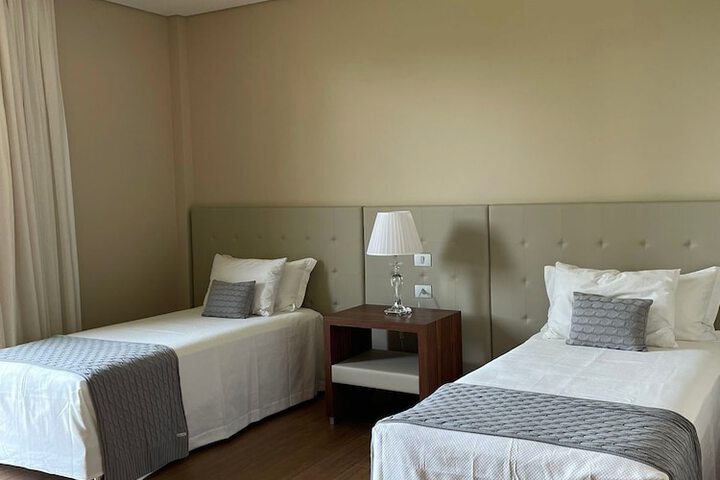 Room 8 of 50