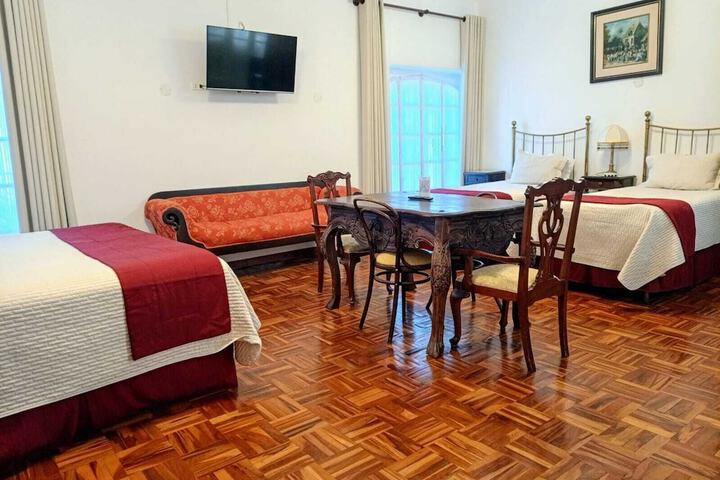 Room 13 of 70