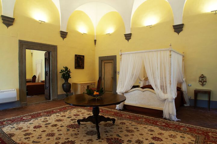 Room 4 of 86
