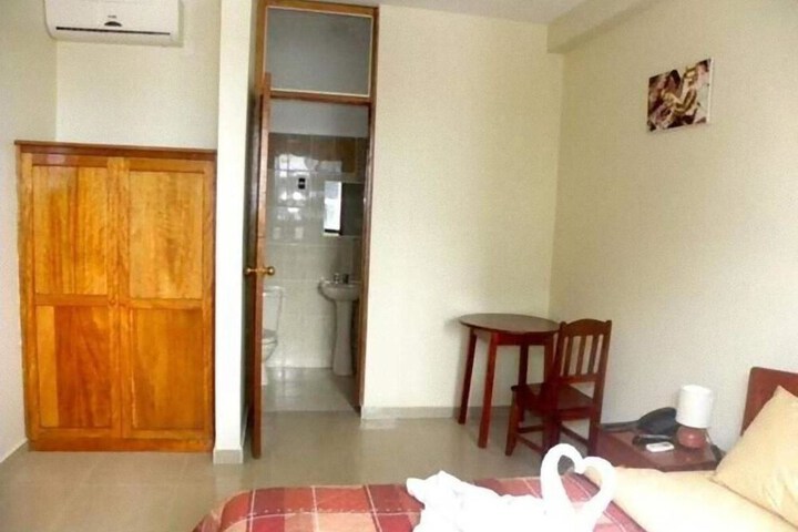 Room 11 of 39