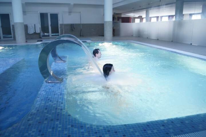 Pool 30 of 50