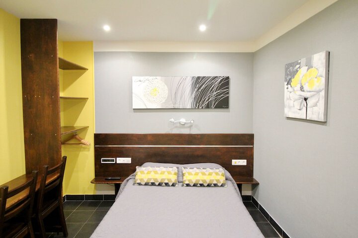 Room 4 of 71
