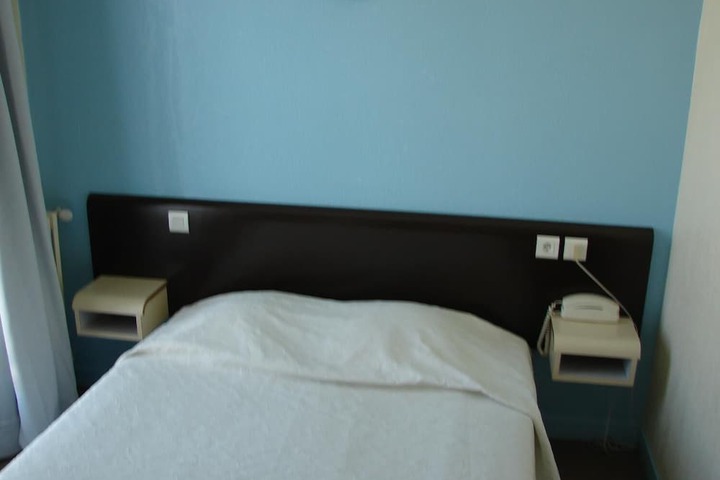 Room 12 of 43
