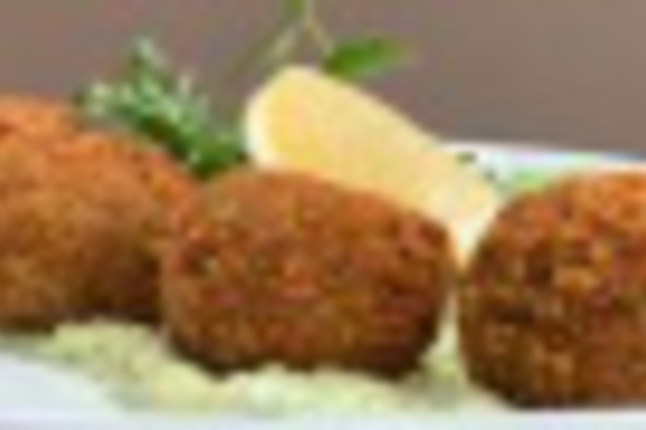 Dining 40 of 192
