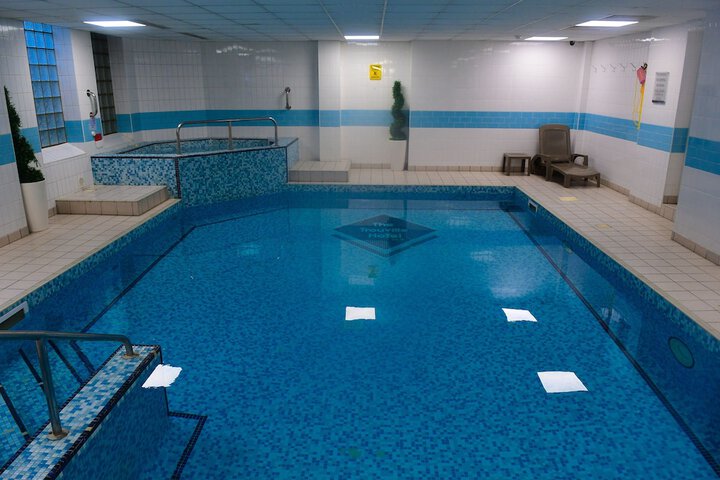 Pool 83 of 96