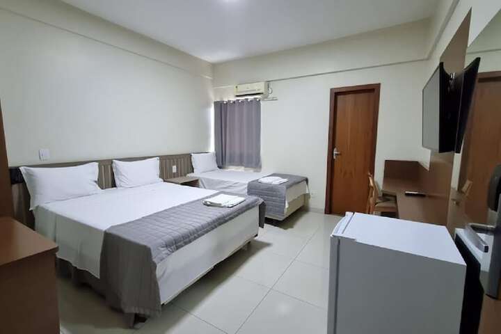 Room 14 of 19