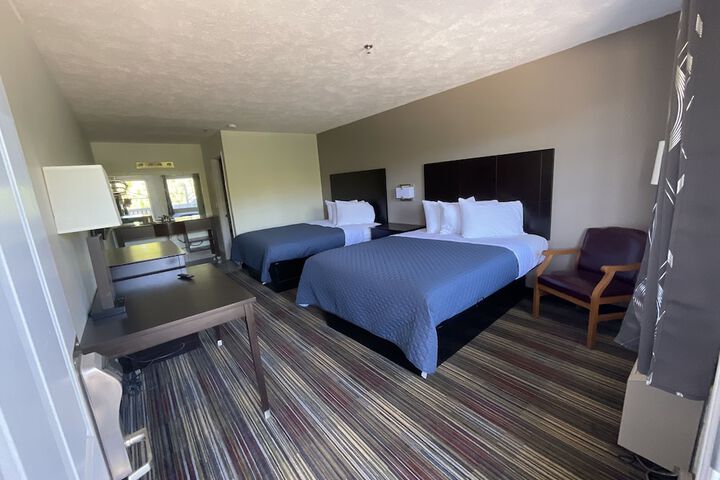 Room 3 of 21