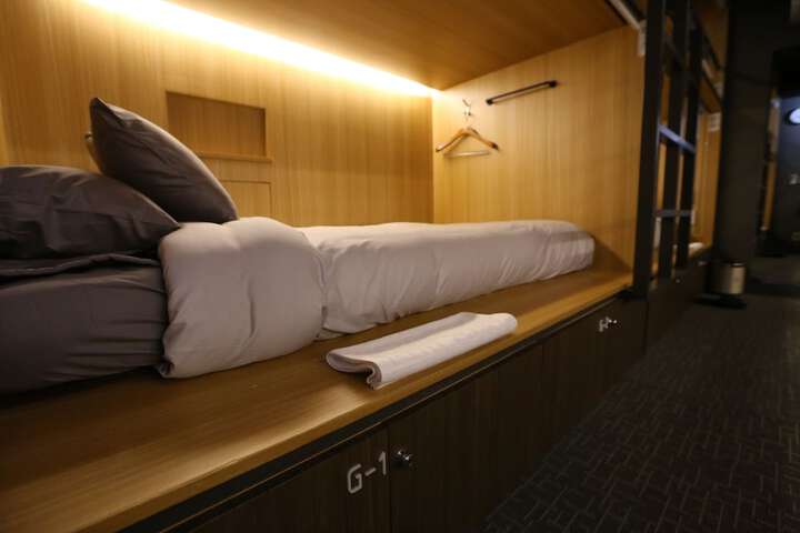 Room 14 of 38