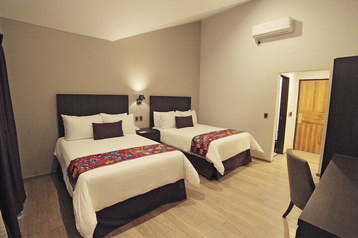 Room 40 of 120