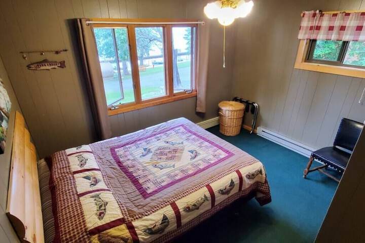 Room 7 of 195