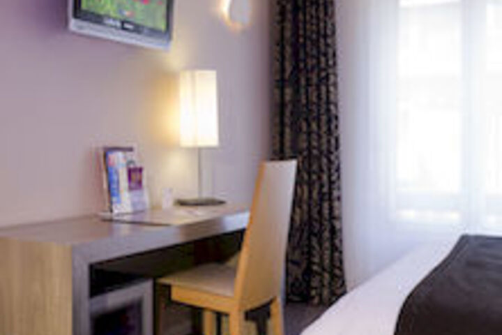 Room 38 of 46