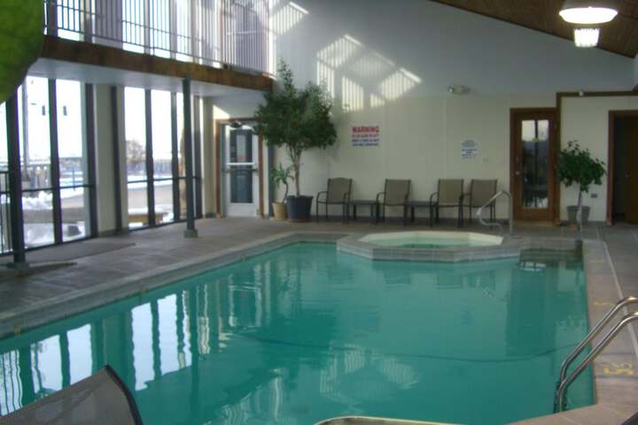 Hotel Pool