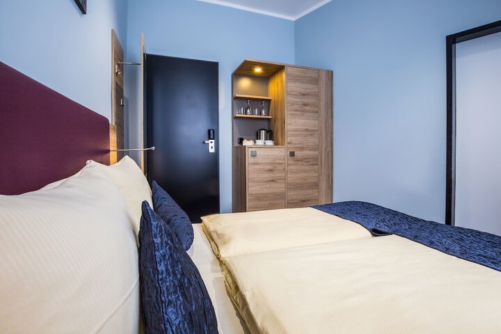 Room 21 of 65