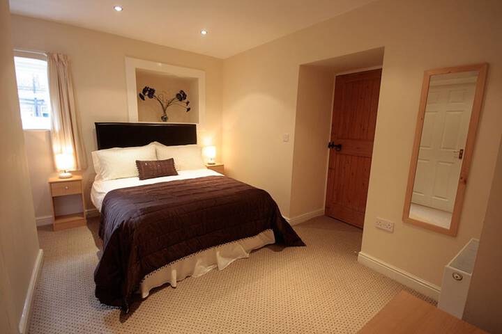 Room 14 of 121