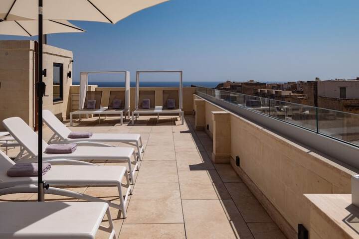 Terrace/Patio 45 of 48