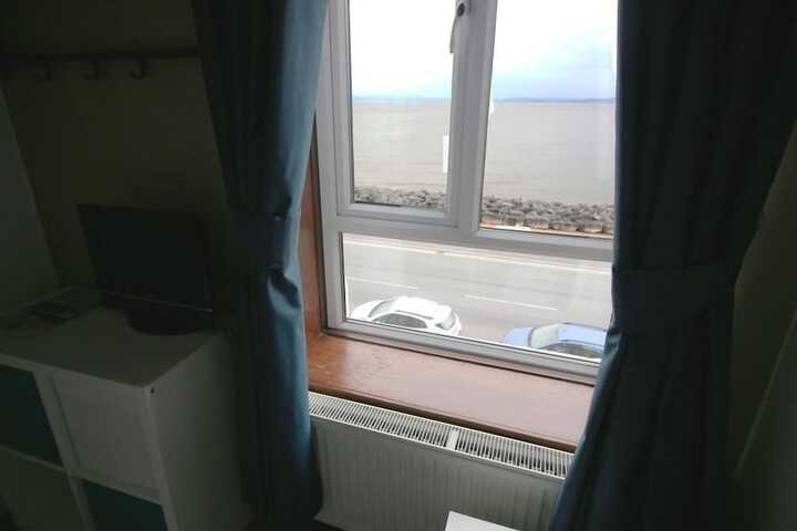 Room 15 of 52