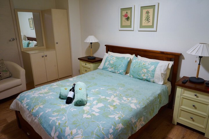 Room 12 of 34