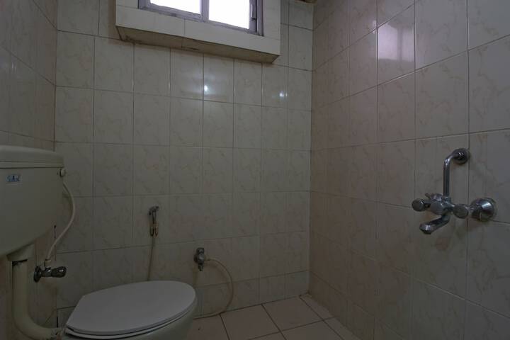 Room 46 of 61