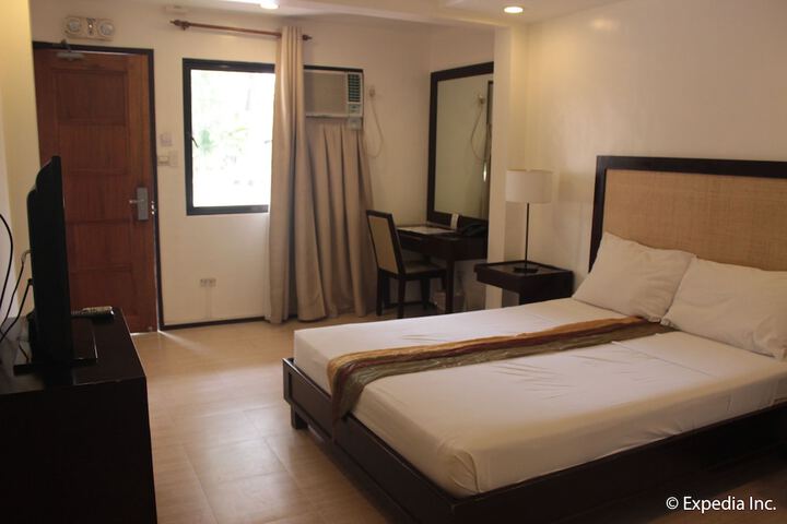Room 6 of 31