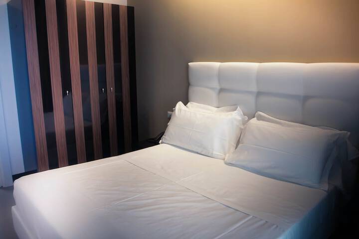 Room 8 of 58