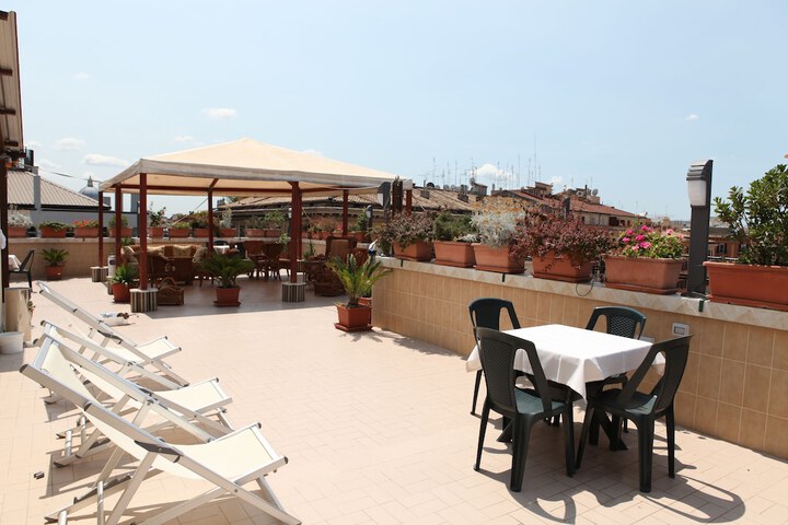 Sundeck