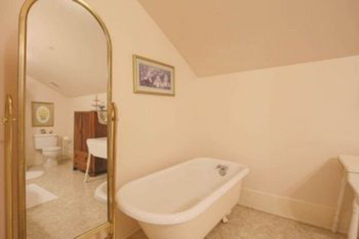 Room 15 of 67