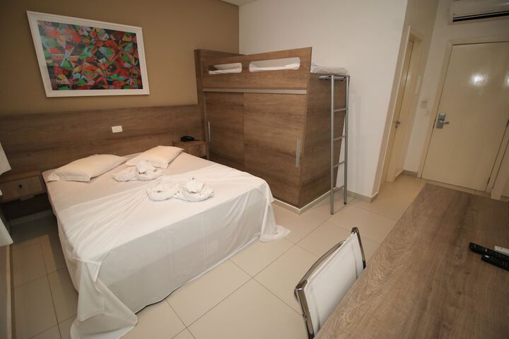 Room 8 of 60