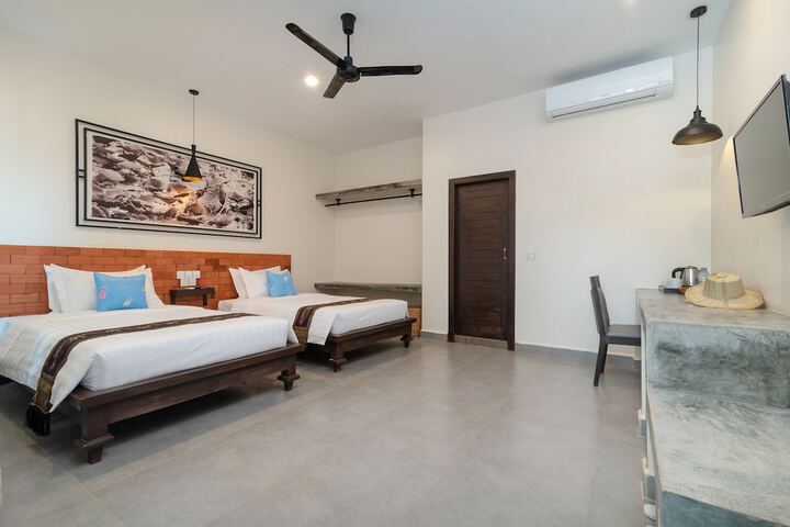 Room 5 of 21