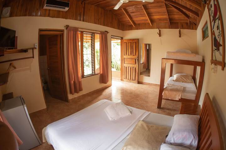 Room 28 of 60
