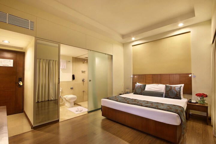 Room 15 of 42
