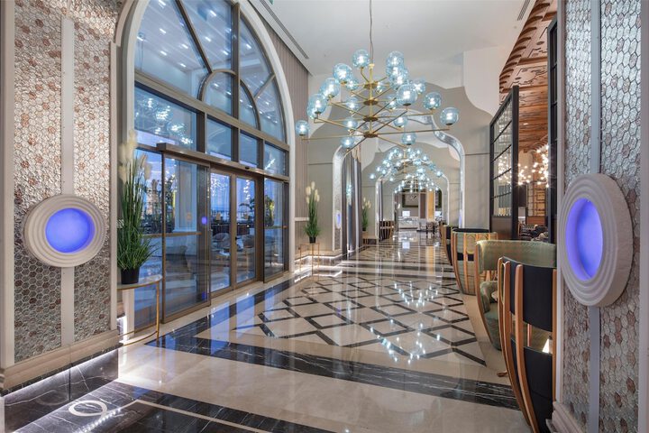 Hotel Lobby