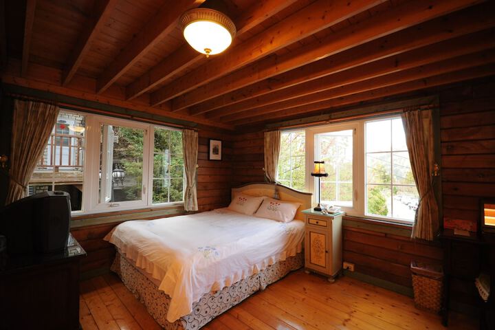 Room 3 of 56