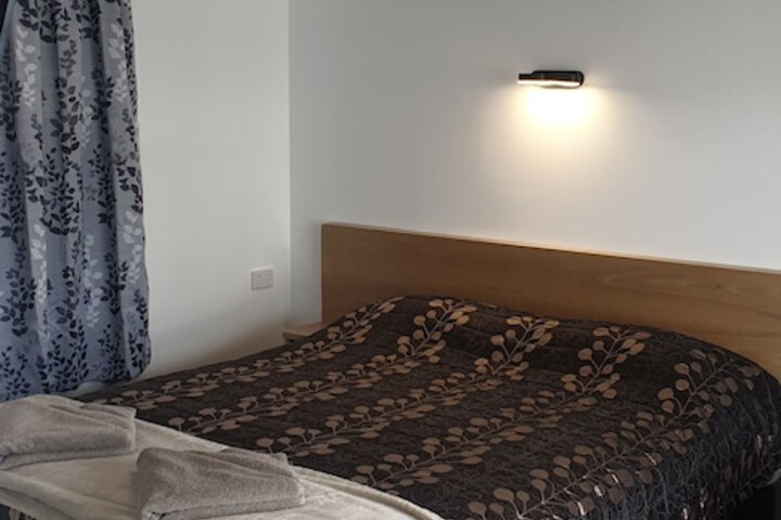Room 40 of 64