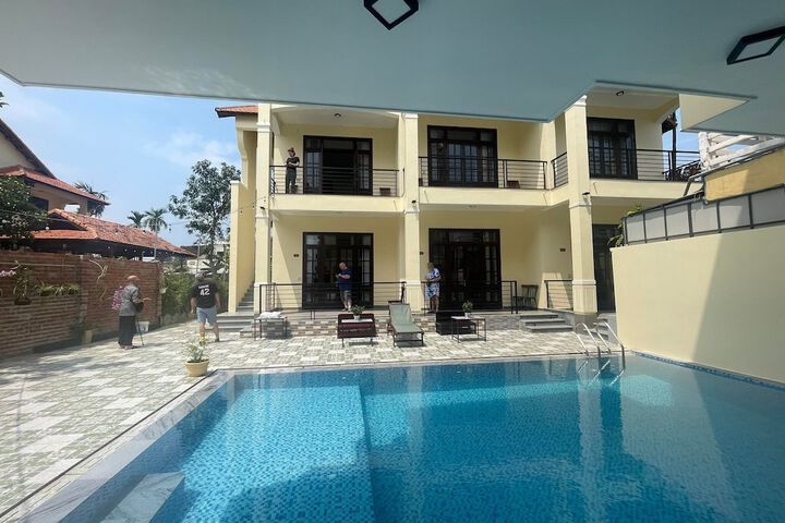 Hotel 78 of 89