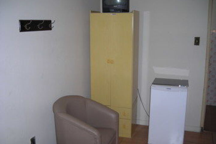 Room 15 of 16