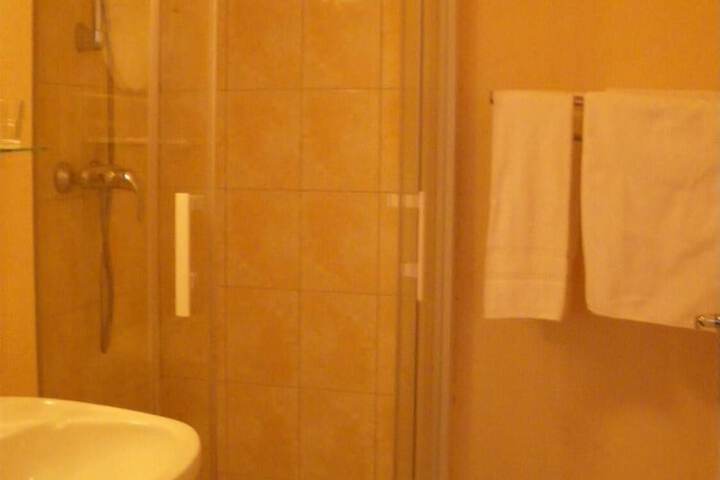 Room 20 of 47