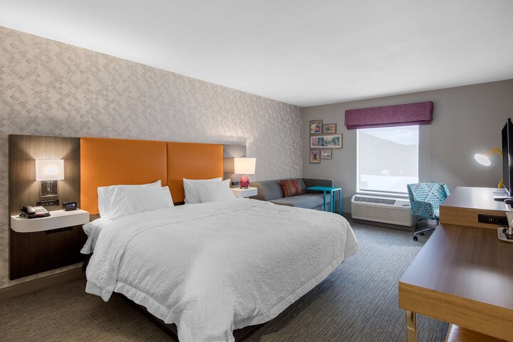 Room 21 of 46