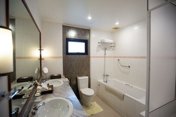Bath Interior