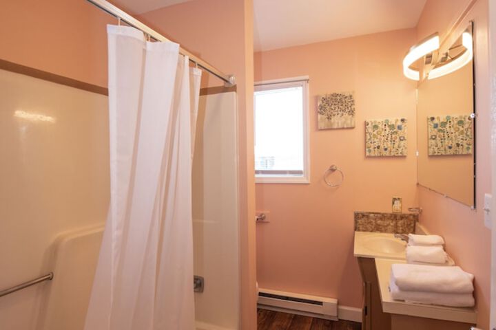 2 Double Beds (8 of 12)
