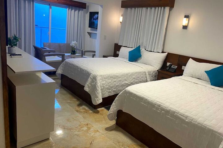 Room 10 of 19