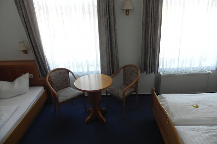 Room 18 of 38