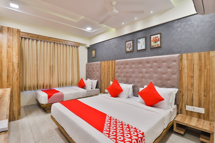 Room 13 of 25