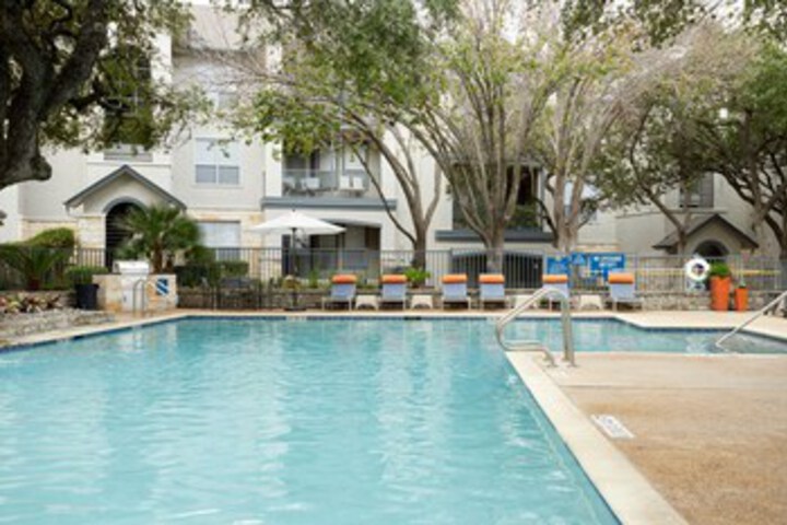 Pool 32 of 54