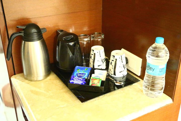 Room 9 of 29