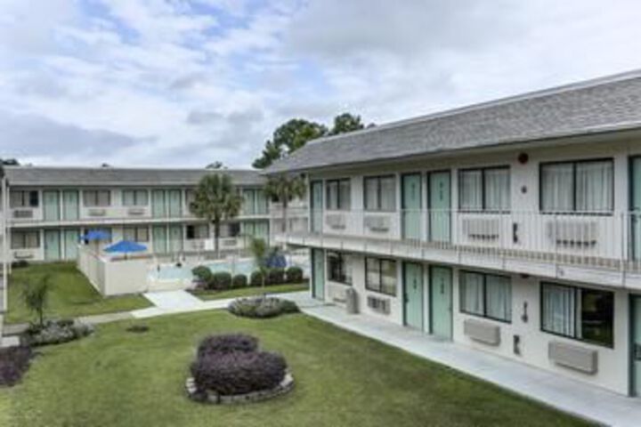 Hotel 15 of 24
